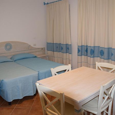 Residence Leonardo Da Vinci Orosei Kültér fotó
