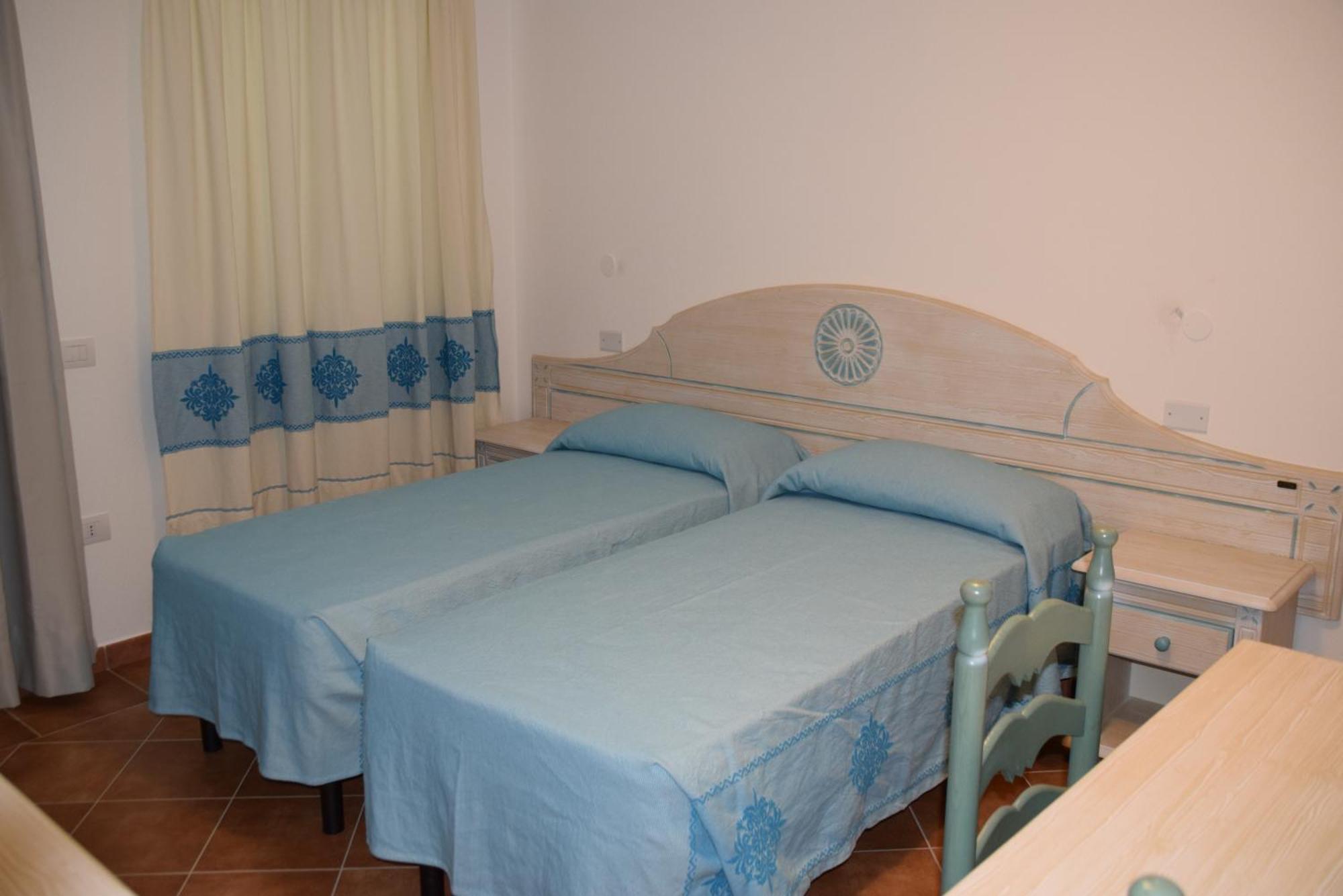 Residence Leonardo Da Vinci Orosei Kültér fotó