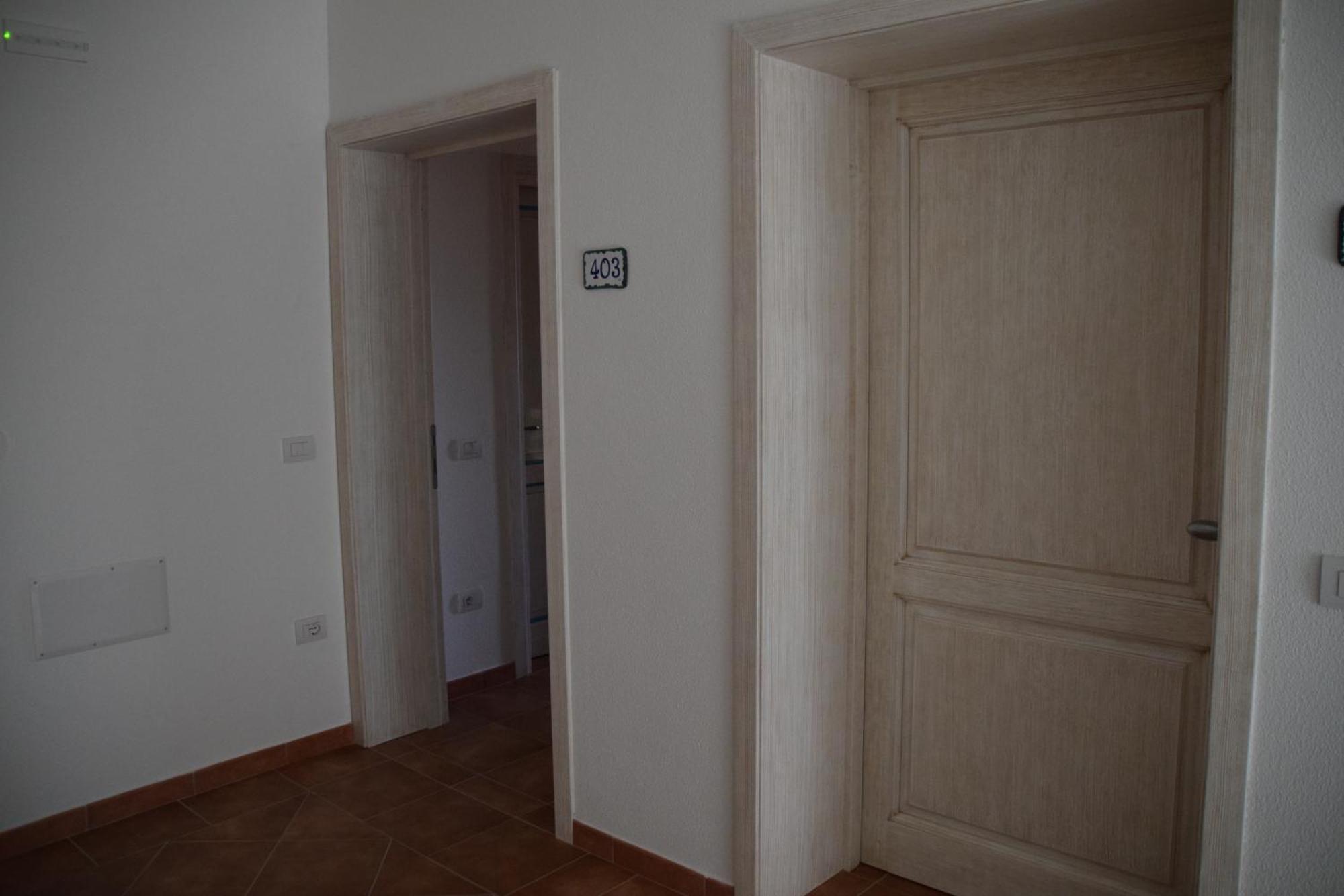 Residence Leonardo Da Vinci Orosei Kültér fotó