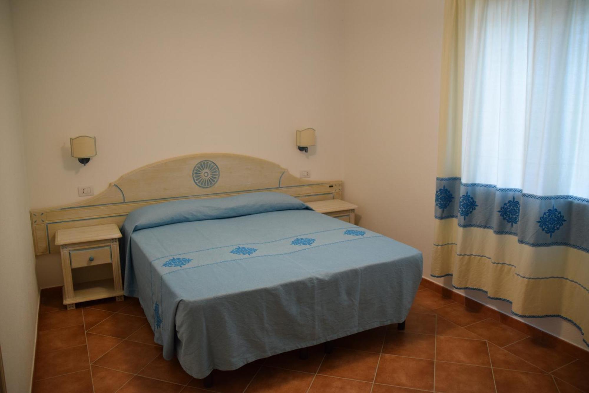 Residence Leonardo Da Vinci Orosei Kültér fotó